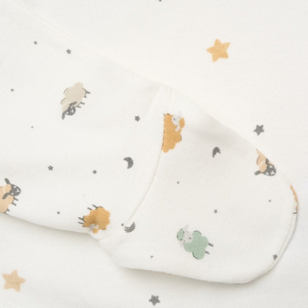 'Little Dreamer' 6 Piece Layette Gift Set Rock a Bye Baby