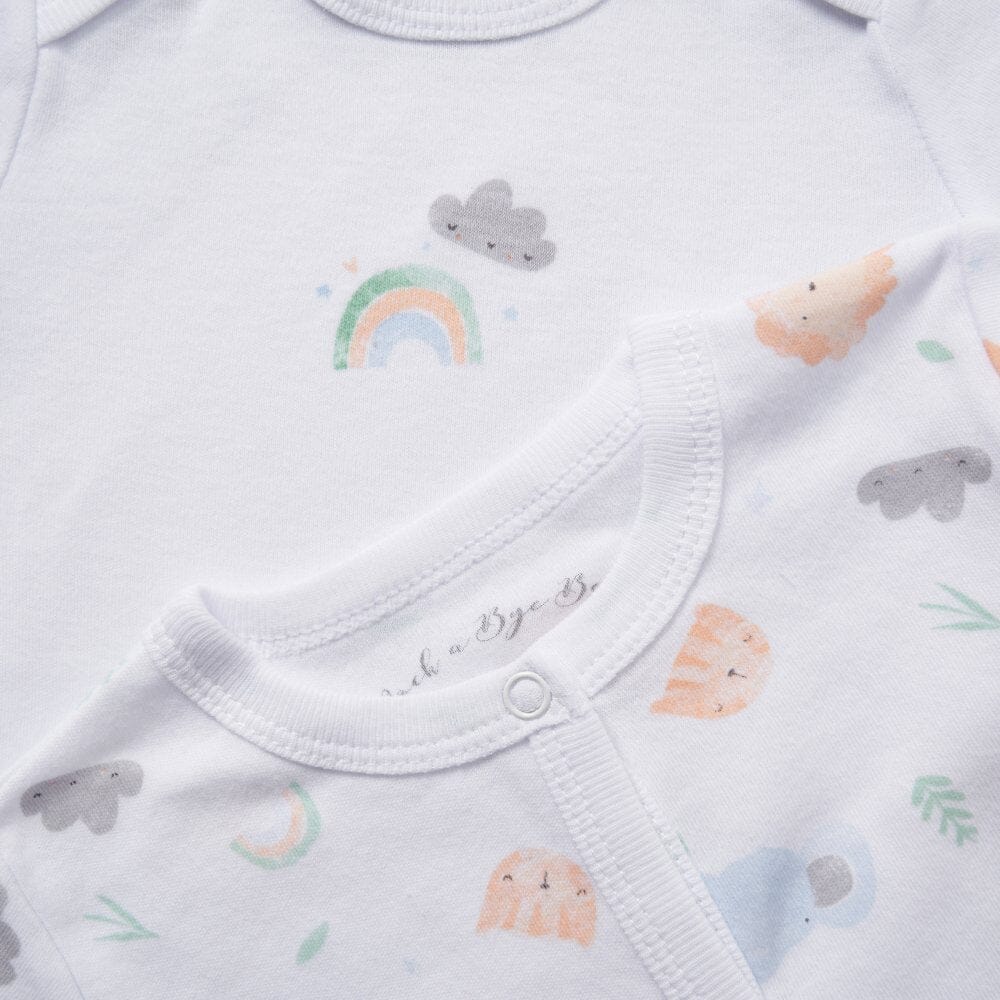 'Hello Little One Animals' 5 Piece Layette Gift Set. Rock a Bye Baby
