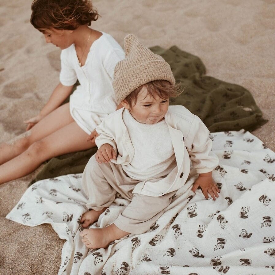 Pandas Gift Box - Bodysuit, Hat & Muslin Gift Set Little Mouse Baby Clothing & Gifts 