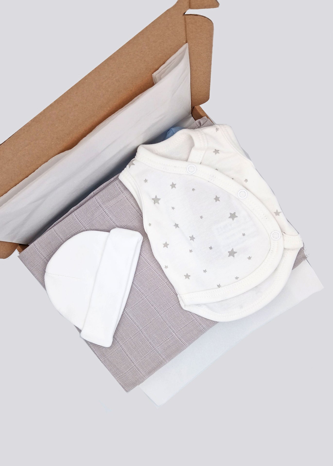 Silver Stars Gift Box - Incubator Vest, Hat & Muslin Little Mouse Baby Clothing & Gifts